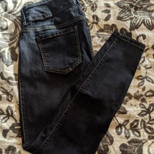 12R Torrid High Rise Skinny Jean's